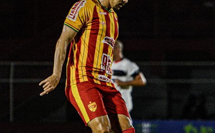 Juazeirense vence o Atlético fora de casa e entra no G-4 do Baianão