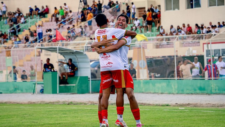 Após golear o Itabaiana, Juazeirense assume liderança do grupo B na Copa do Nordeste